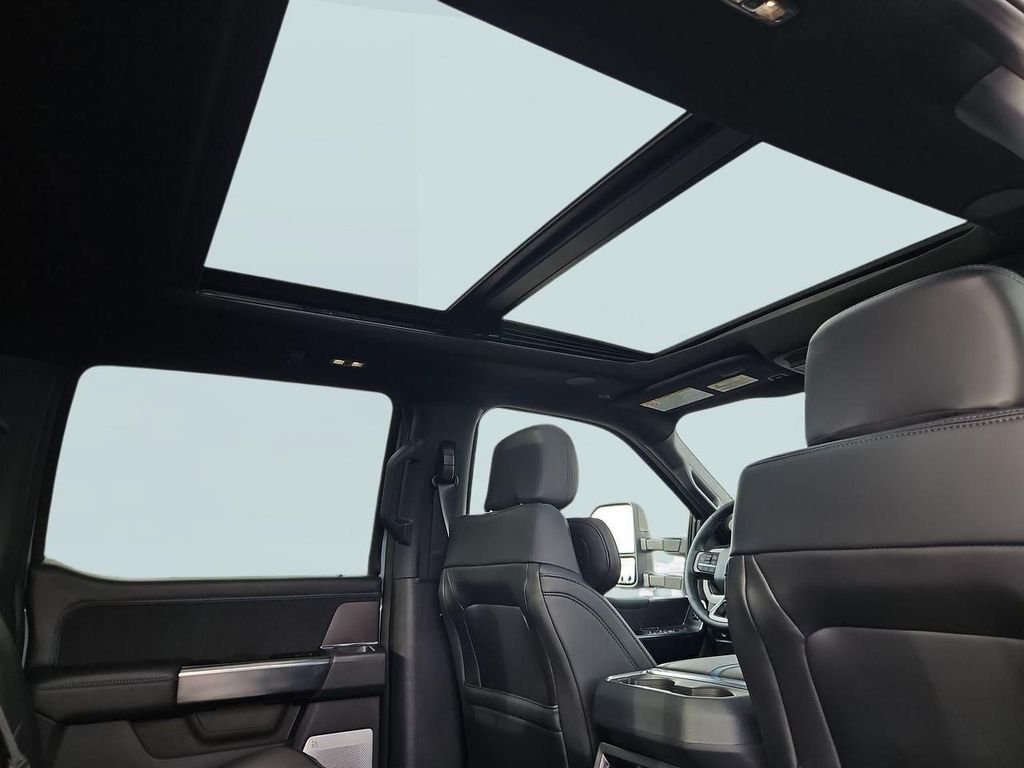2026 Ford F-250 Super Duty Platinum - Photo 70