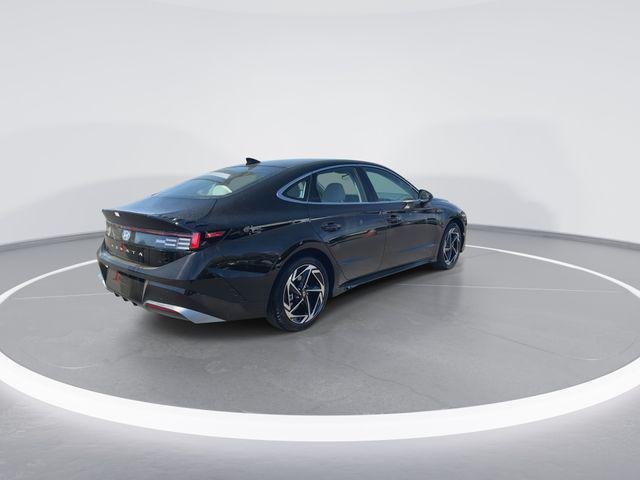 New 2026 Black Hyundai SEL Sport image 8