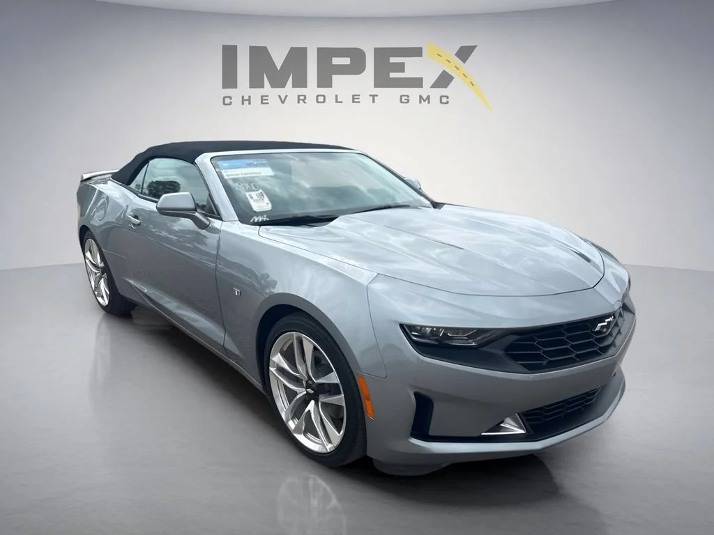 Used 2024 Sharkskin Metallic Chevrolet 3LT image 7