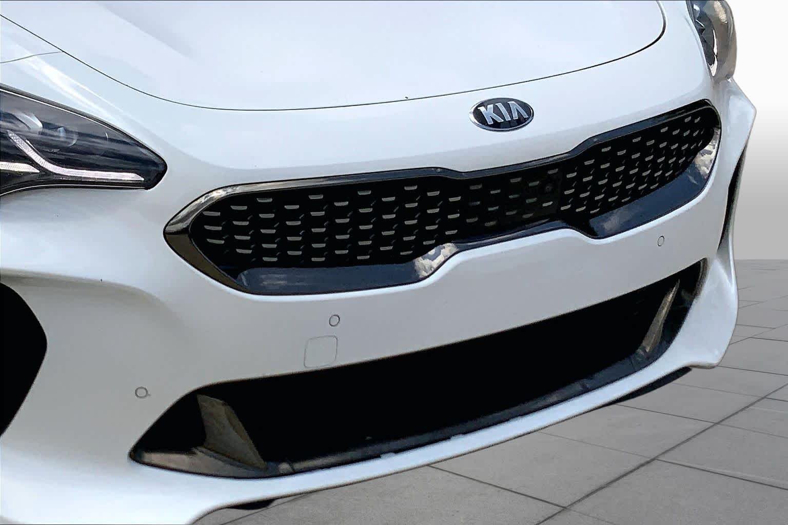Used 2021 Snow White Pearl Kia GT2 image 29