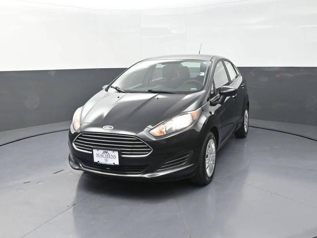 Used 2019 Black Ford S image 4