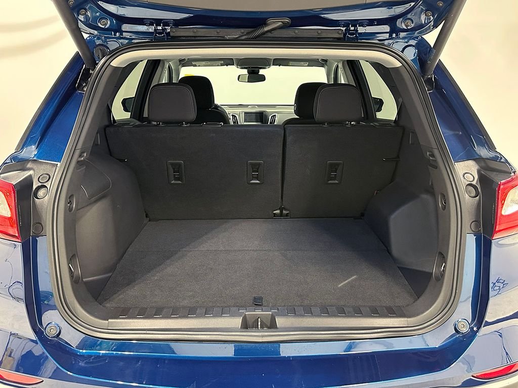 Used 2021 Blue Chevrolet LT image 5
