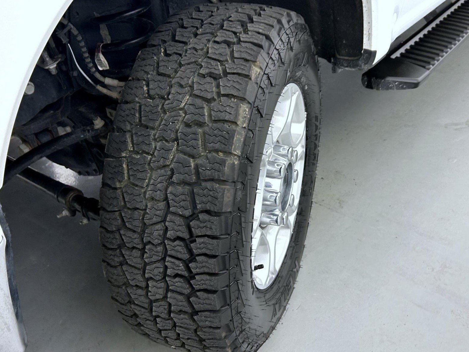 Used 2025 White Ford XLT image 24