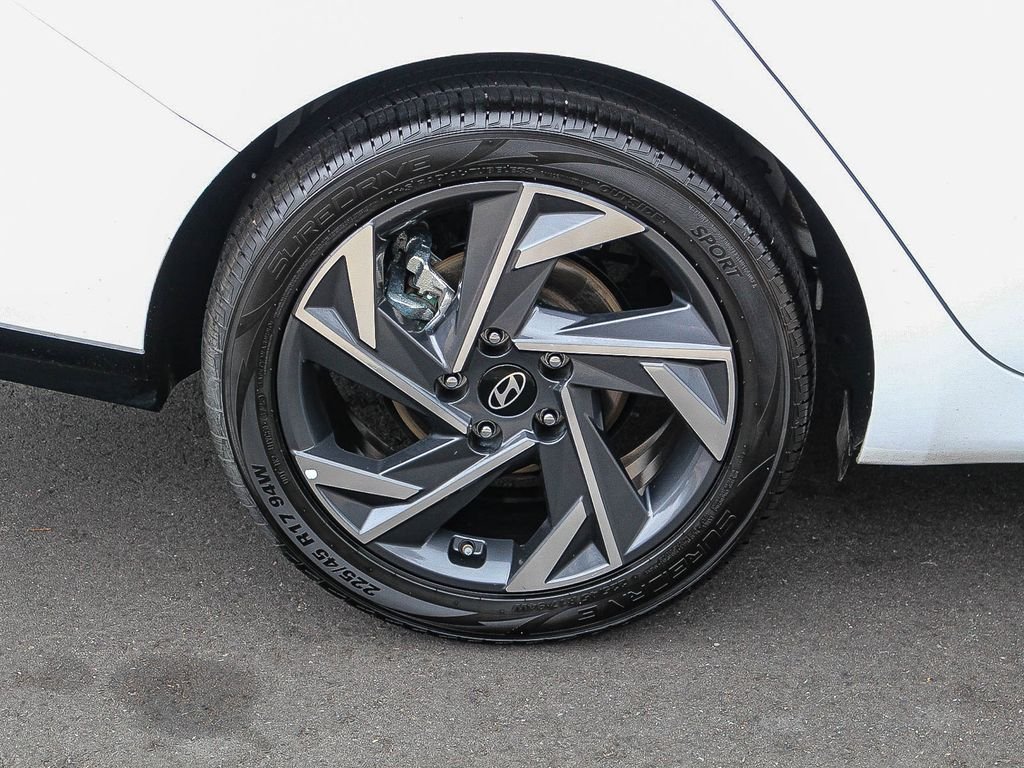 Used 2024 White Hyundai Limited image 11