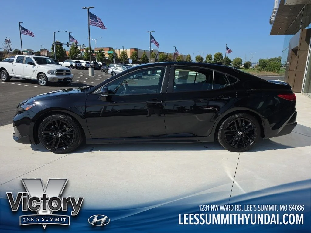 Used 2025 Toyota Camry SE with VIN 4T1DAACK3SU142013 for sale in Kansas City