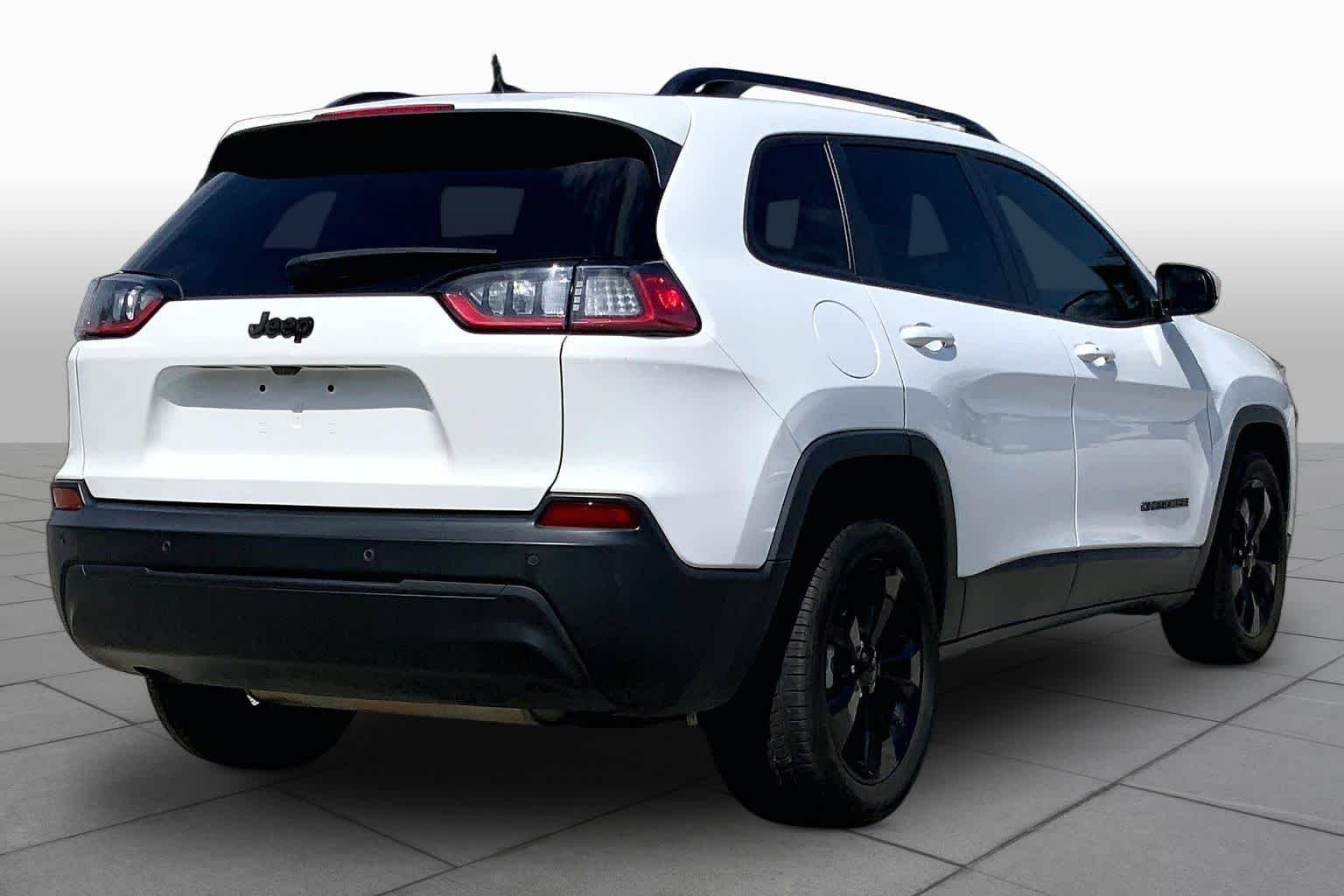 Used 2021 Bright White Clearcoat Jeep Altitude image 12