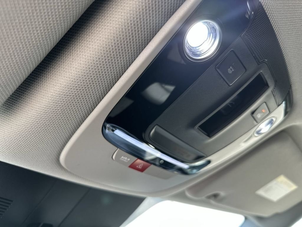 2026 Kia Sorento S - Photo 9