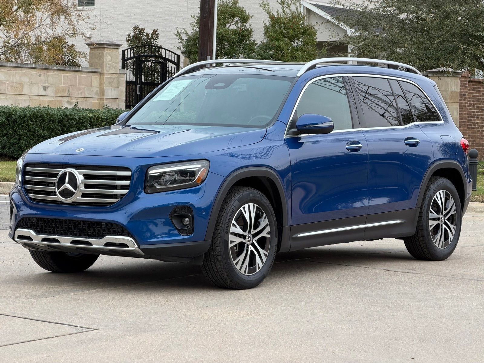 Certified Used 2024 Blue Mercedes-Benz GLB 250 image 10