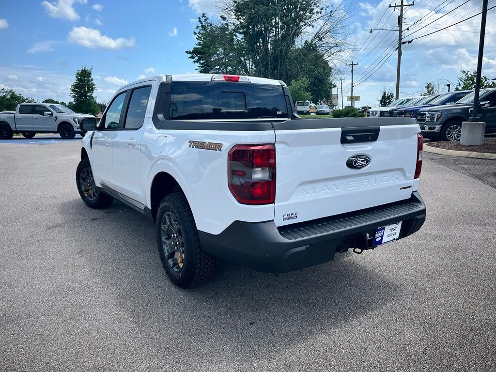 New 2026 White Ford Tremor image 4