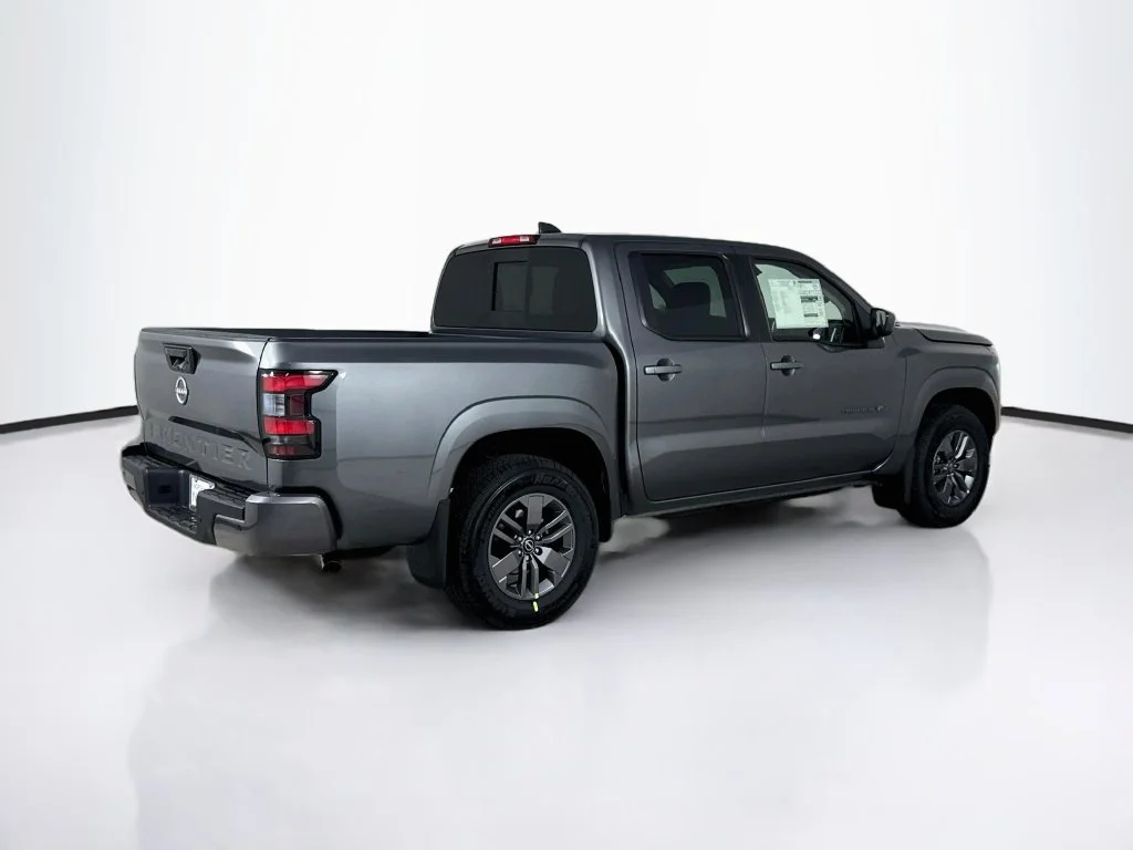 New 2027 Gray Nissan SV image 7
