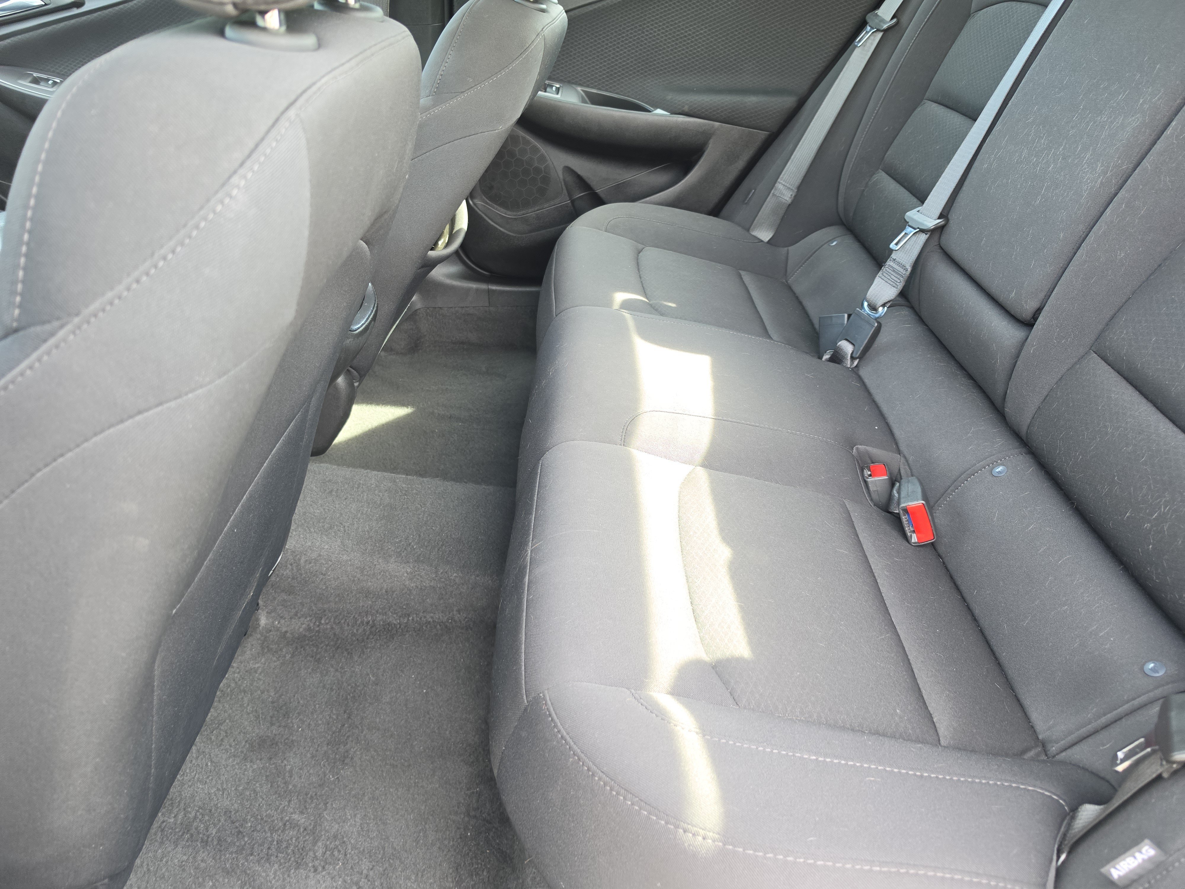 Used 2024 Summit White Chevrolet LT image 12