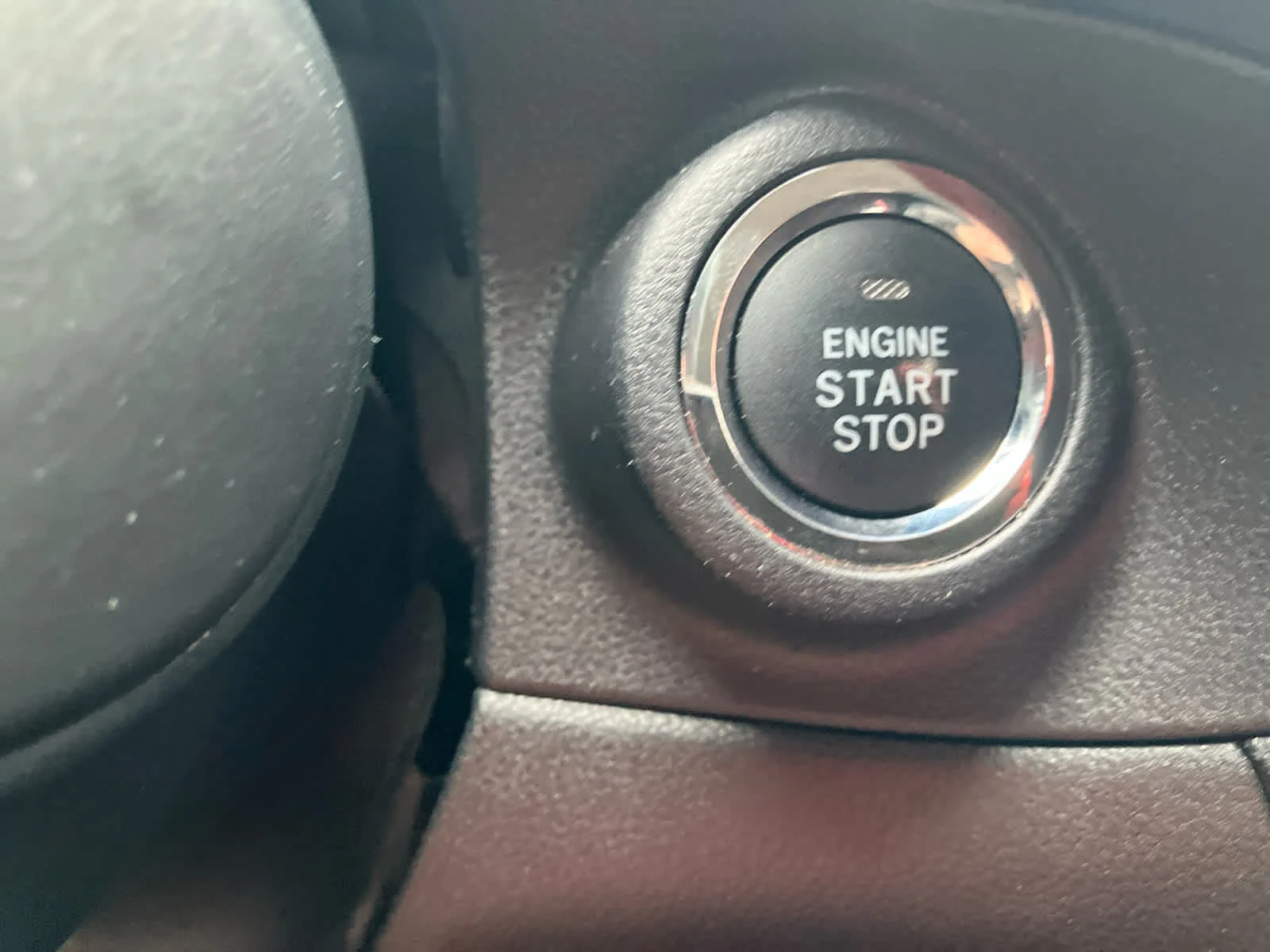 Used 2022 Ice Silver Metallic Subaru Onyx Edition image 28