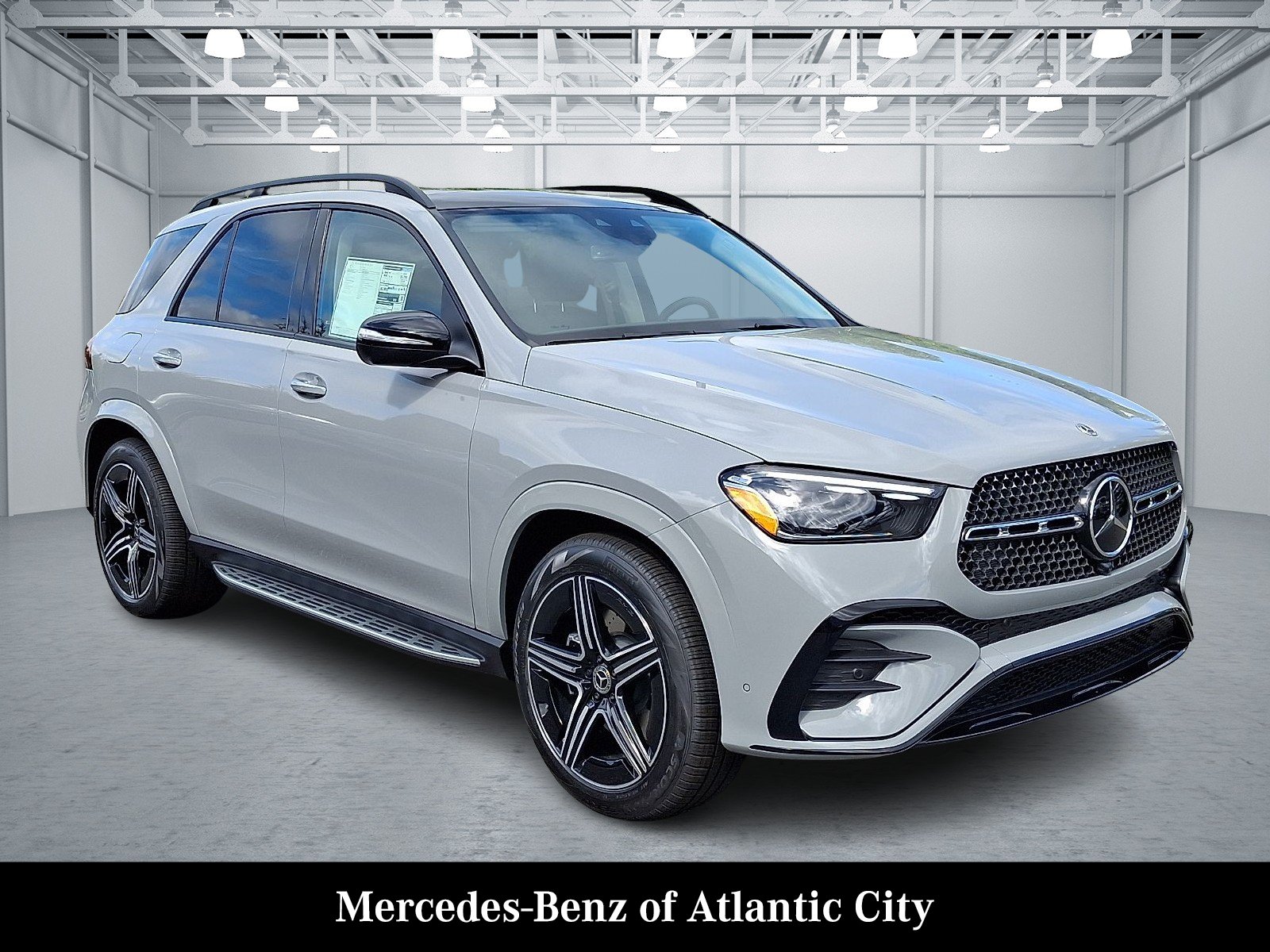 New 2026 MANUFAKTUR Alpine Grey Mercedes-Benz GLE 350 image 1