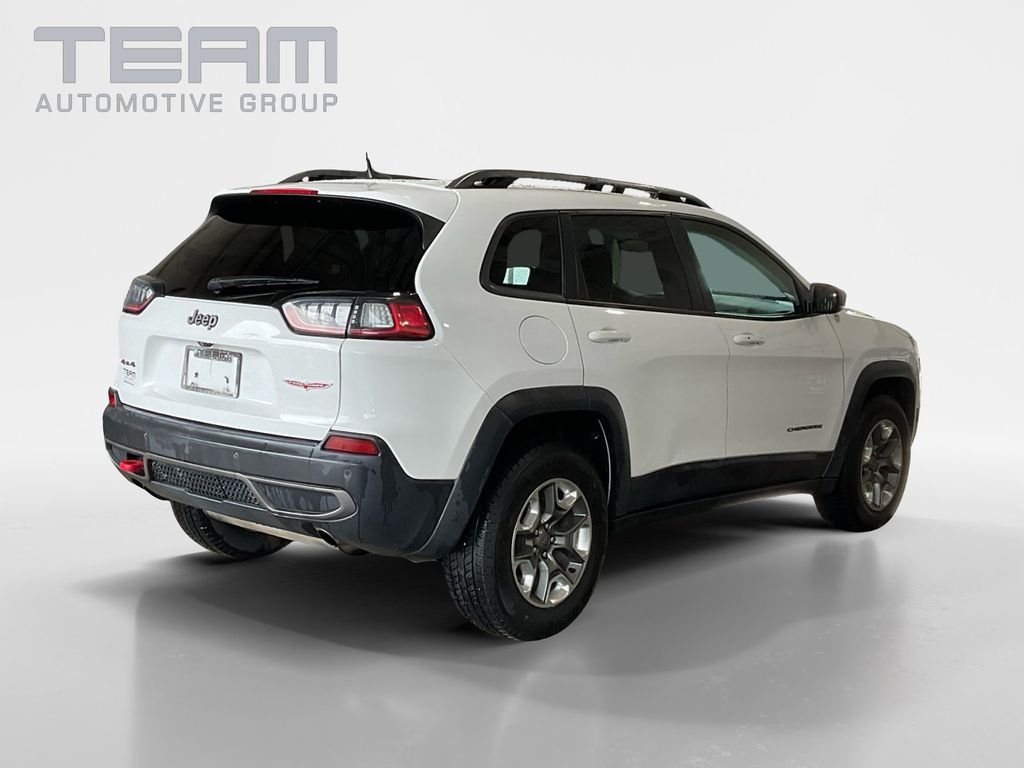 Used 2019 White Jeep Trailhawk image 7