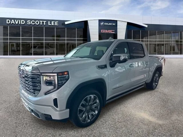 Used 2023 WHITE FROST TRICOAT GMC Denali image 3