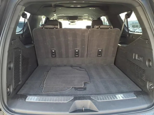Used 2025 Black Chevrolet Premier image 6