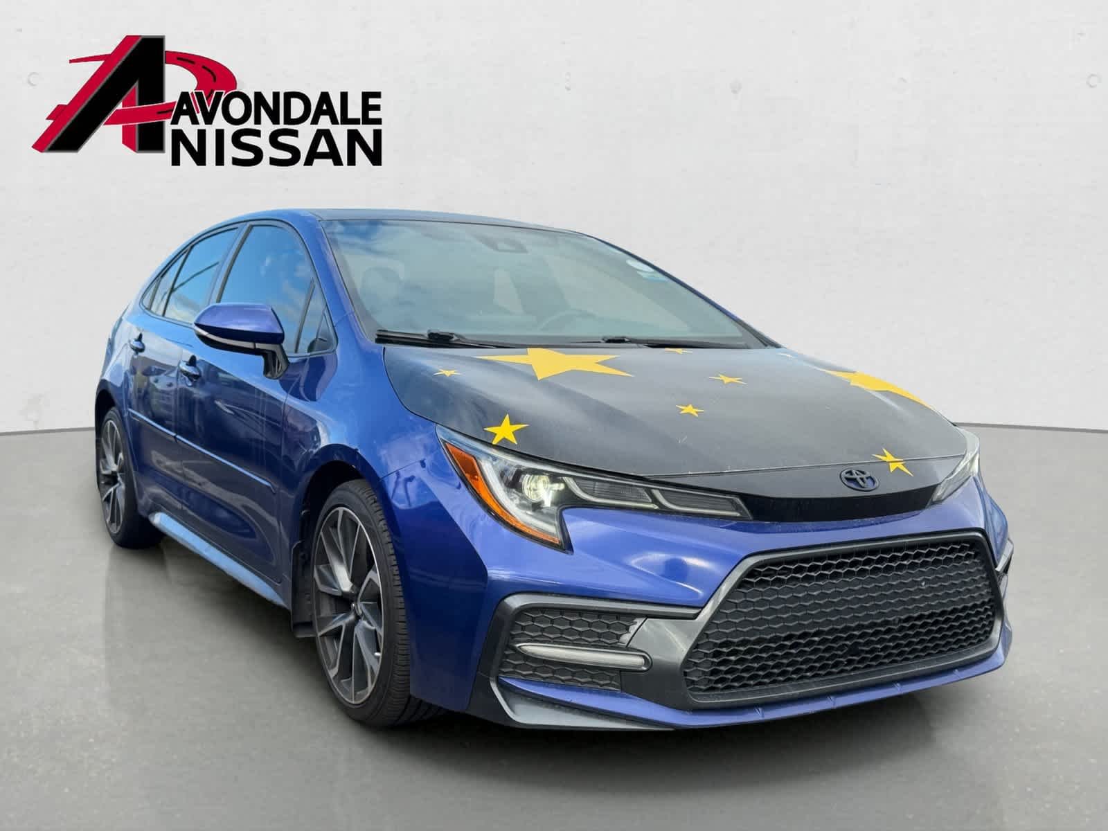 Used 2022 Blue Crush Metallic Toyota SE image 5