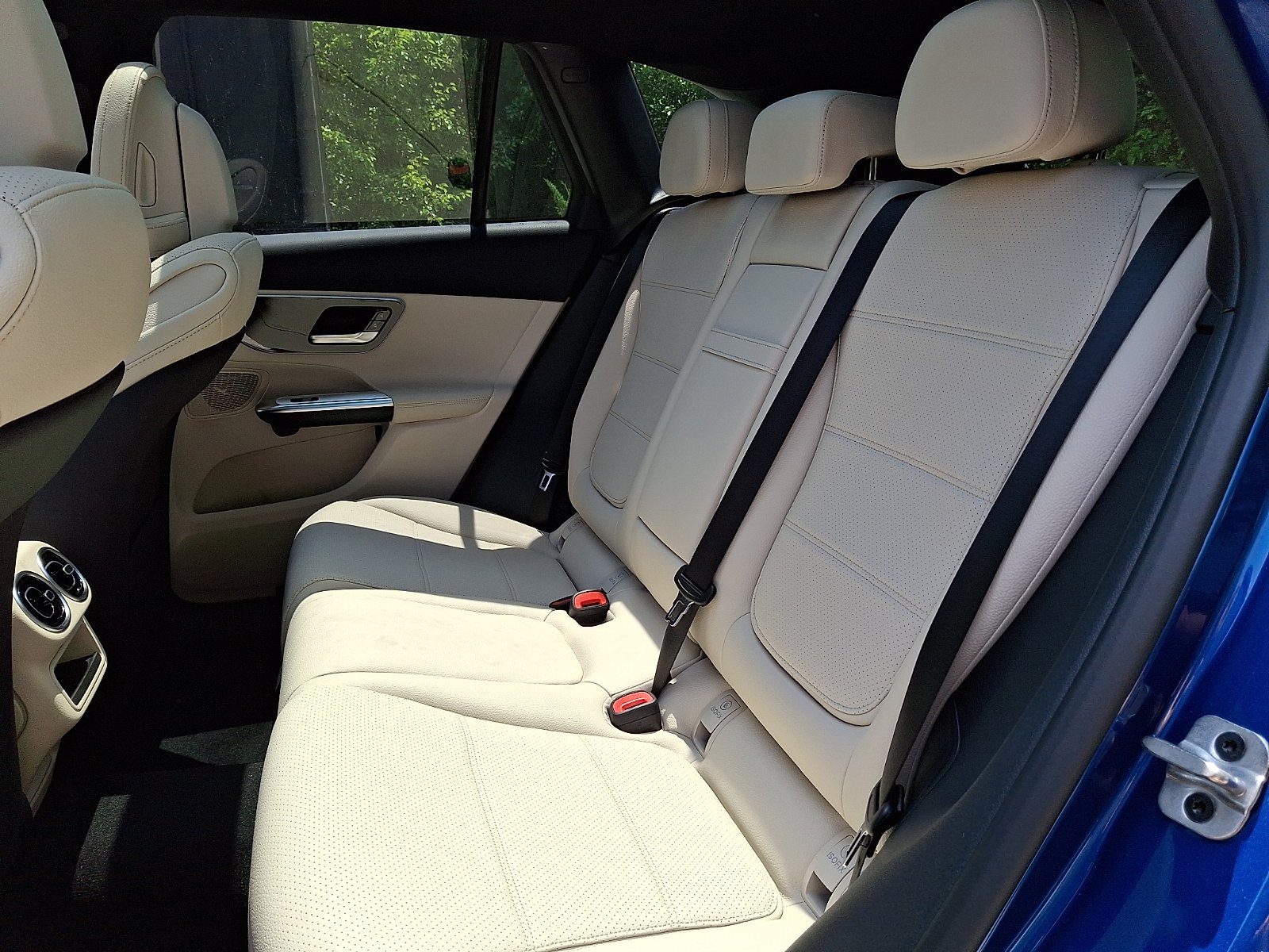 New 2026 Starling Blue Metallic Mercedes-Benz GLC 300 image 8
