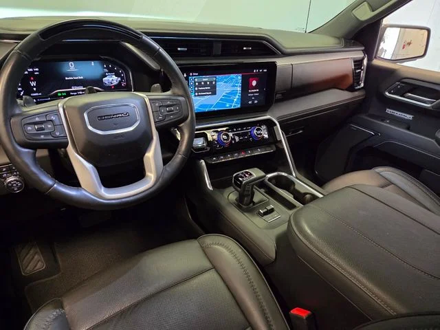 Used 2025 Silver GMC Denali image 14