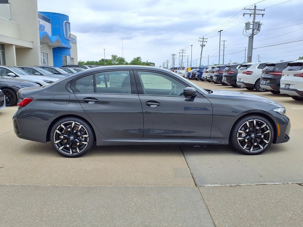 New 2026 Dravit Grey Metallic BMW 330i xDrive image 18