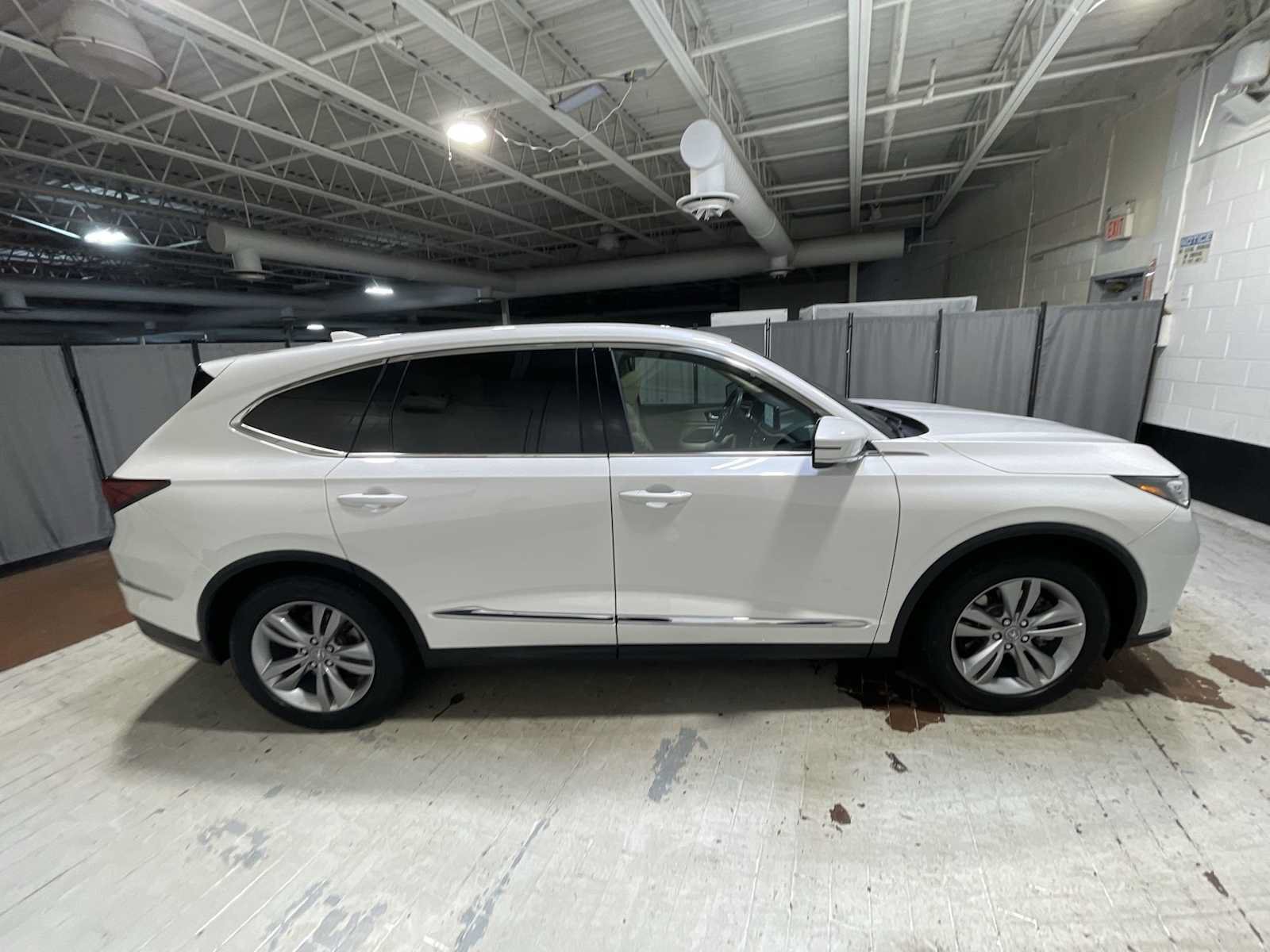 Certified Used 2025 Platinum White Pearl Acura  image 54