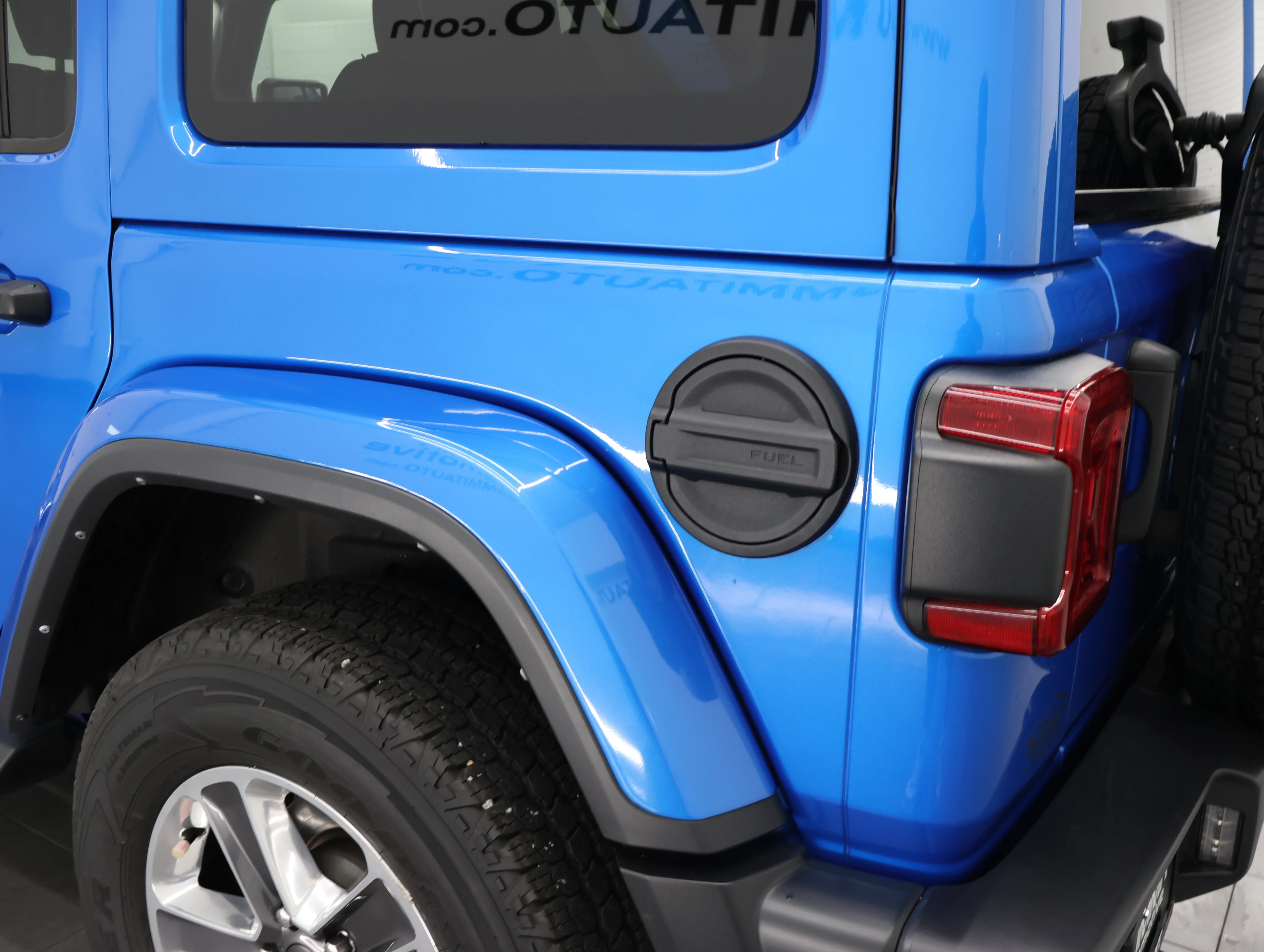 Used 2022 Hydro Blue Pearlcoat Jeep Unlimited Sahara image 30