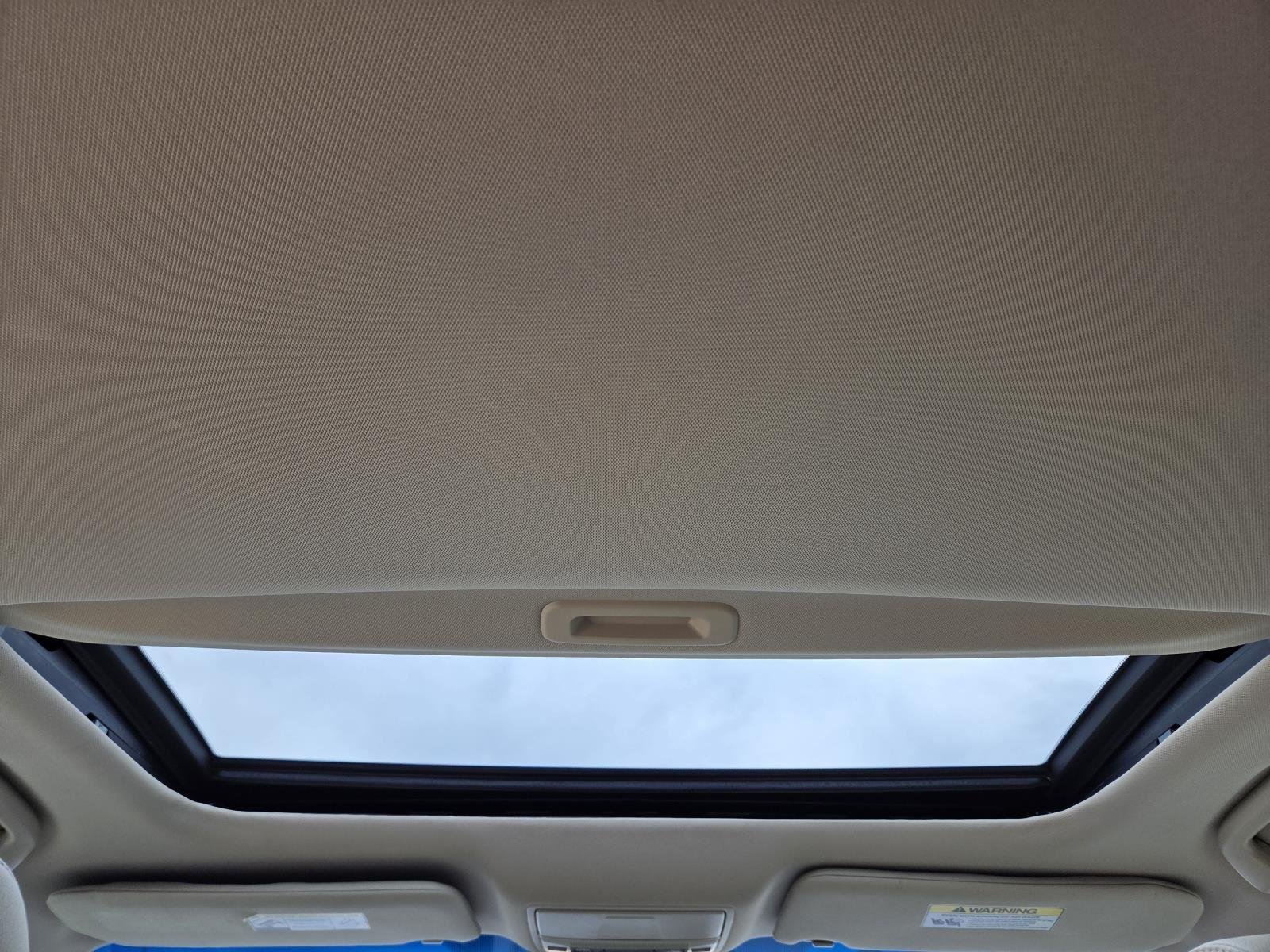 Used 2016 White Diamond Pearl Acura BASE image 19