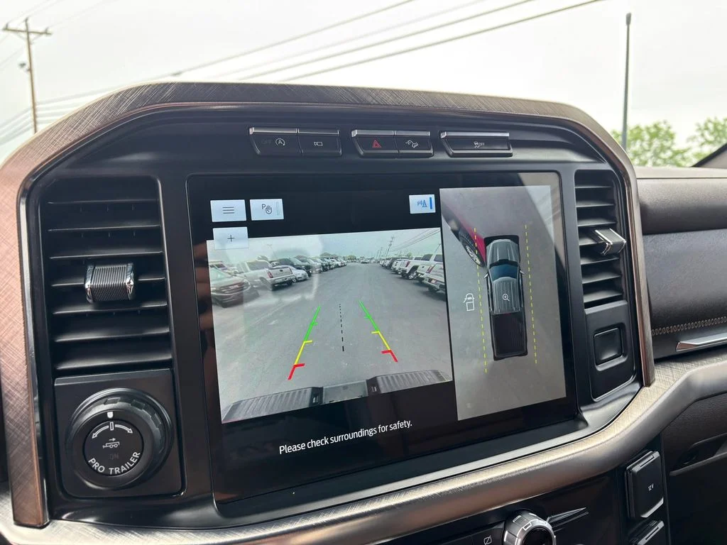 Used 2021 Red Ford King Ranch image 23