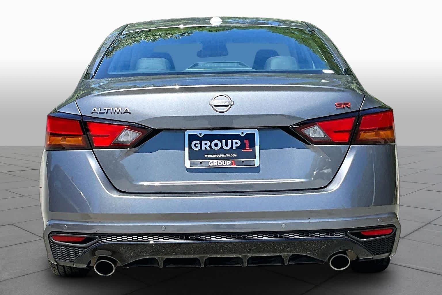 Used 2024 Gun Metallic Nissan 2.5 SR image 5