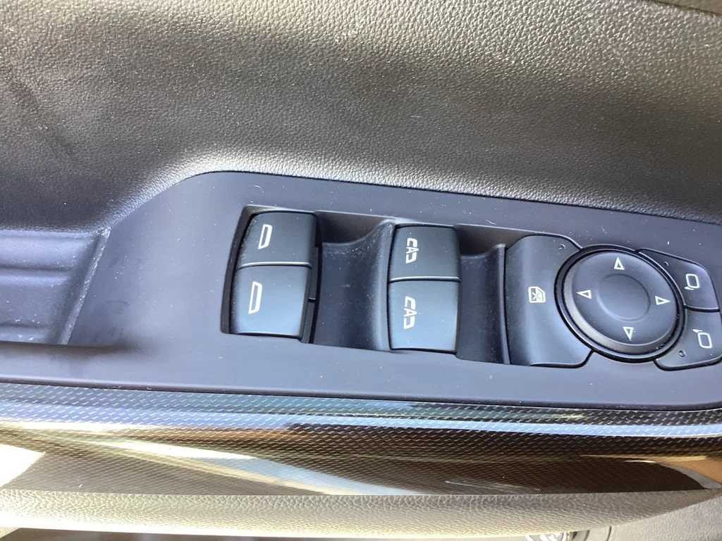 Used 2020 QUICKSILVER METALLIC GMC AT4 image 38