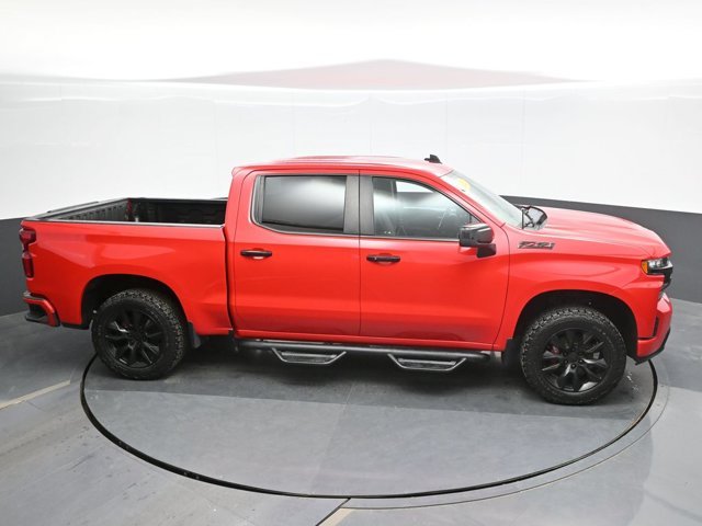 Used 2021 Red Chevrolet RST image 16