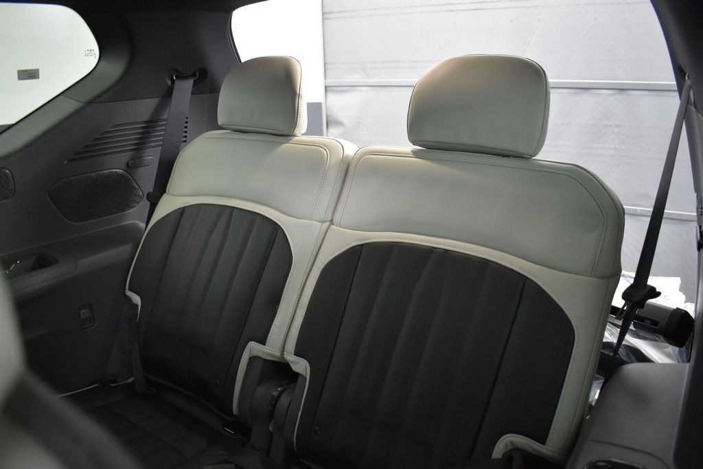 New 2026 Glacial White Pearl / Black Ro Kia GT-Line AWD image 21