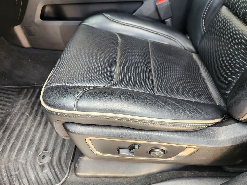Used 2021 Patriot Blue Pearlcoat Ram Limited image 23