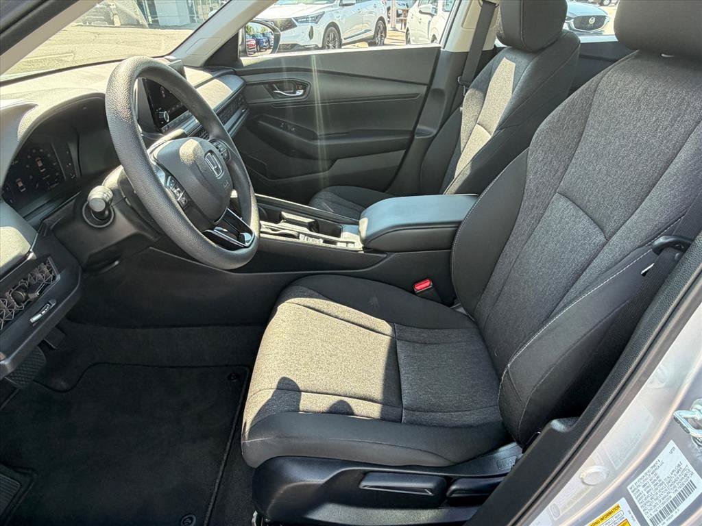 2024 Honda Accord LX - Photo 31