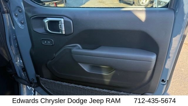 New 2026 Anvil Clearcoat Jeep Sport S image 37