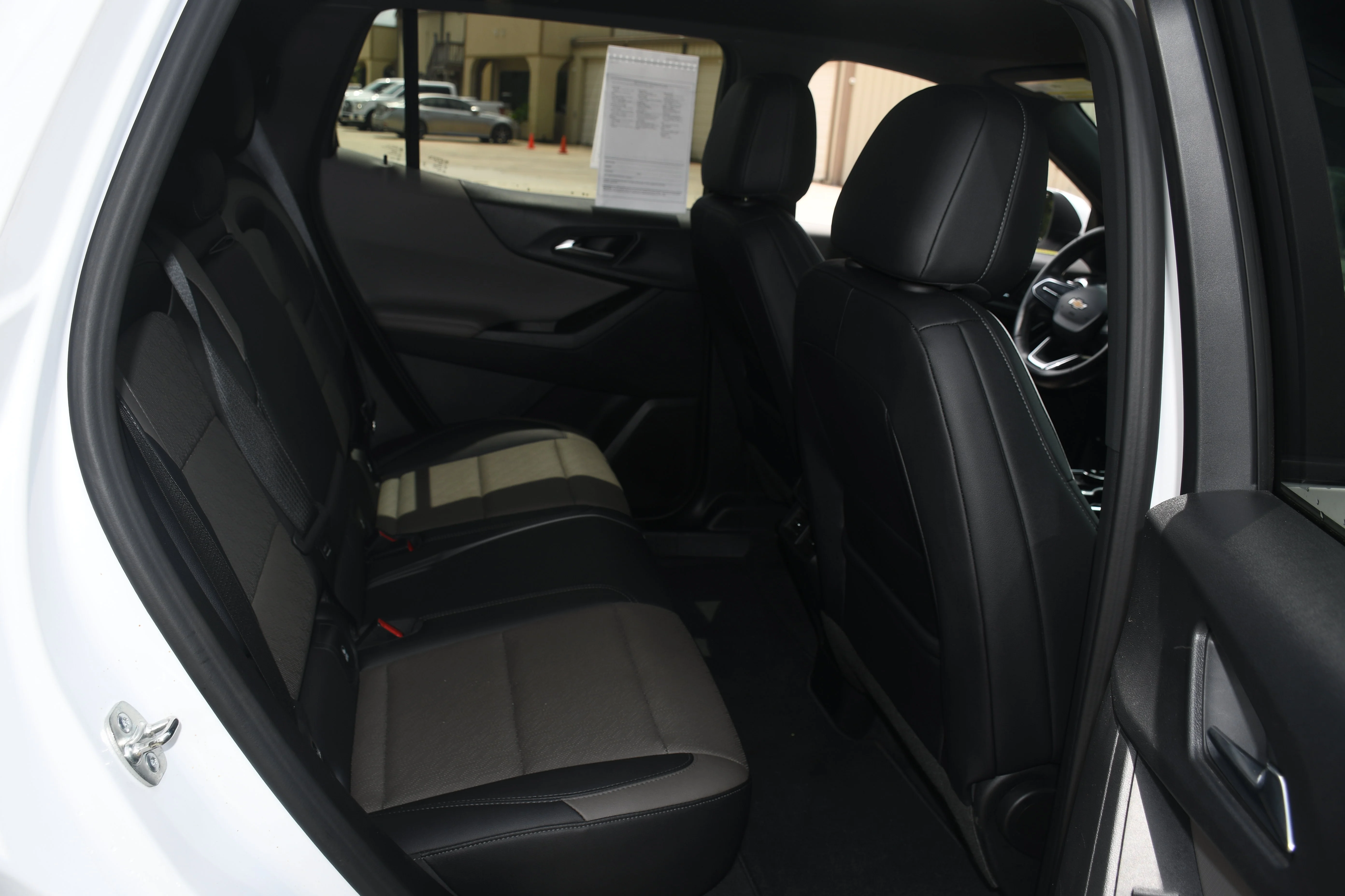 Used 2026 White Chevrolet LT image 17