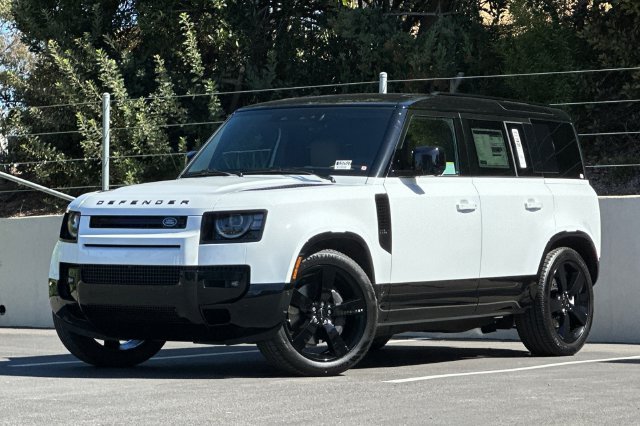 New 2026 Fuji White Land Rover X-Dynamic SE image 1