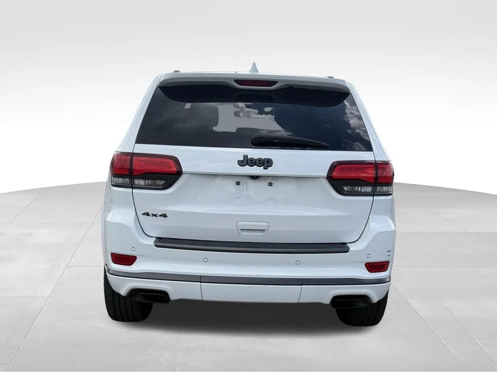 Used 2018 White Jeep Overland image 23