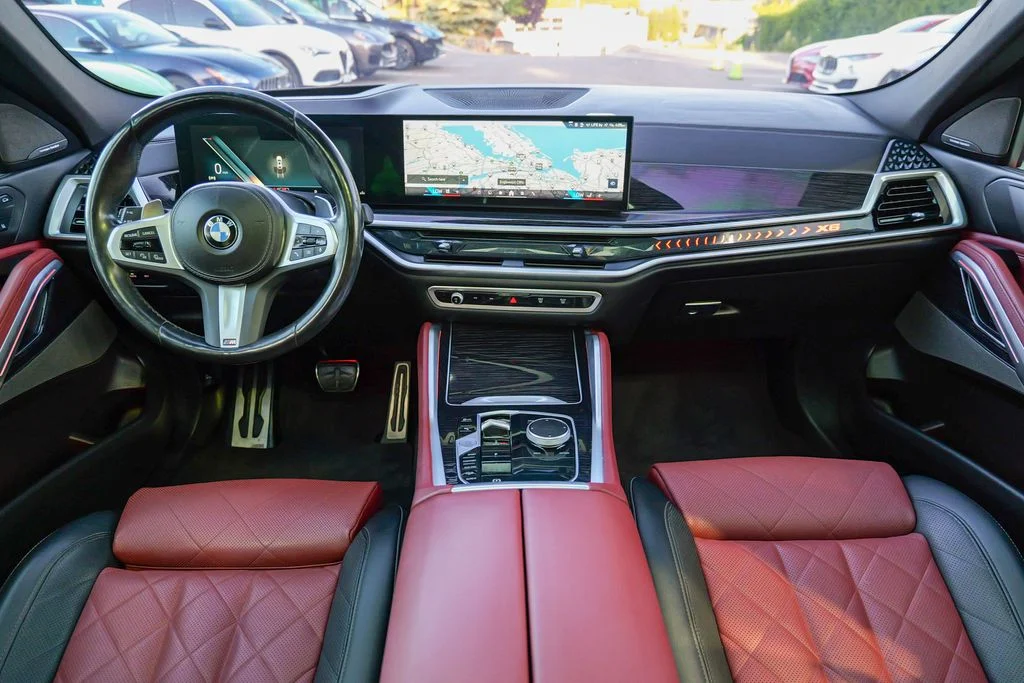 Used 2024 Alpine White BMW xDrive40i image 40