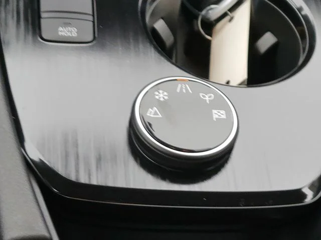 2026 Nissan Rogue SV - Photo 27