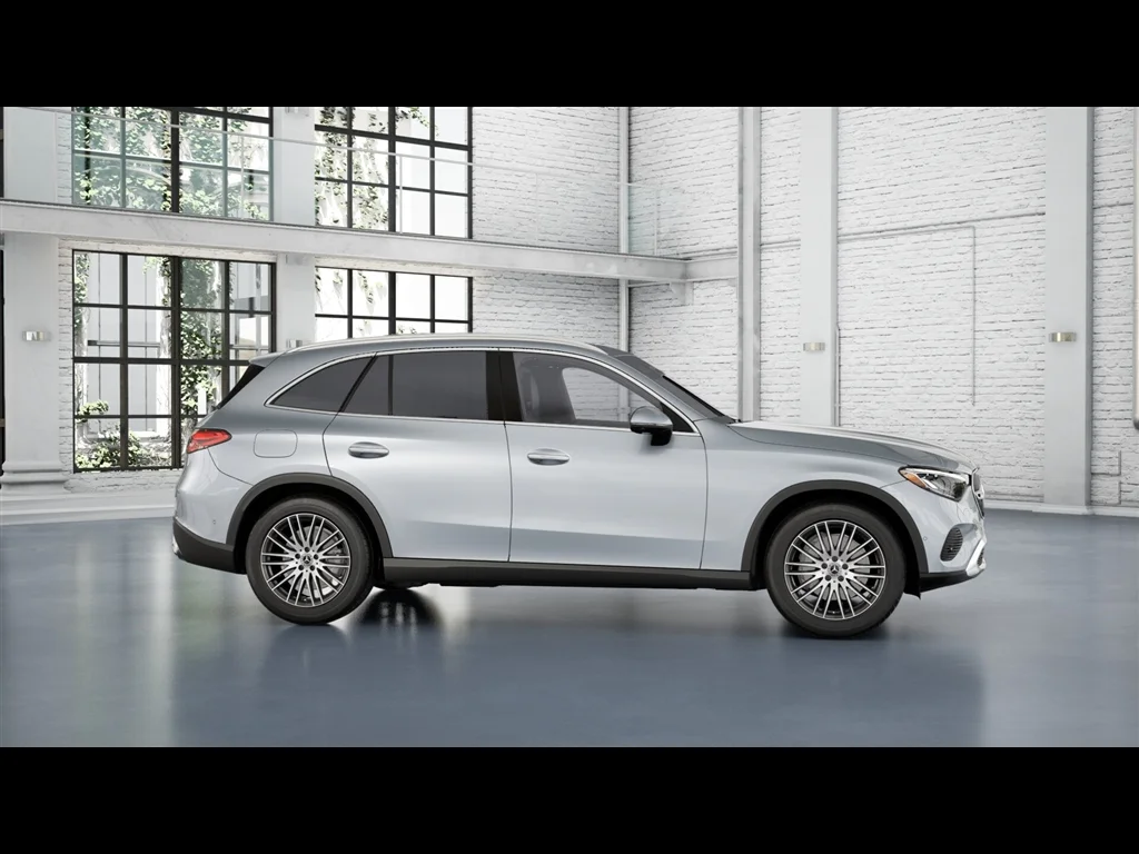 New 2026 Cirrus Silver Metallic Mercedes-Benz GLC 300 image 10