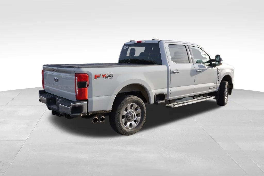 Certified Used 2026 Avalanche Ford Lariat image 3