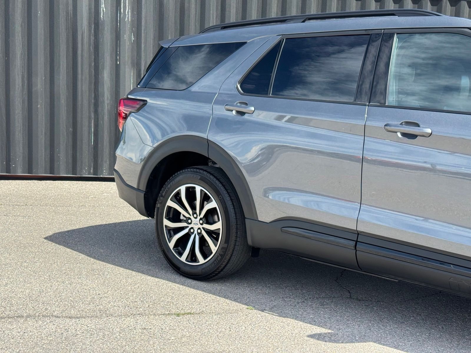 Used 2026 Gray Metallic Ford ST-Line image 5