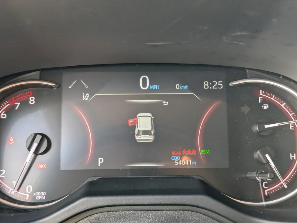 Used 2023 White Toyota XLE image 34