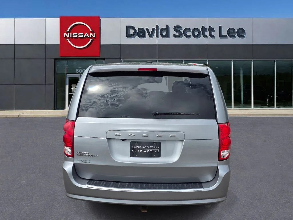 Used 2020 Silver Dodge SE Plus image 7