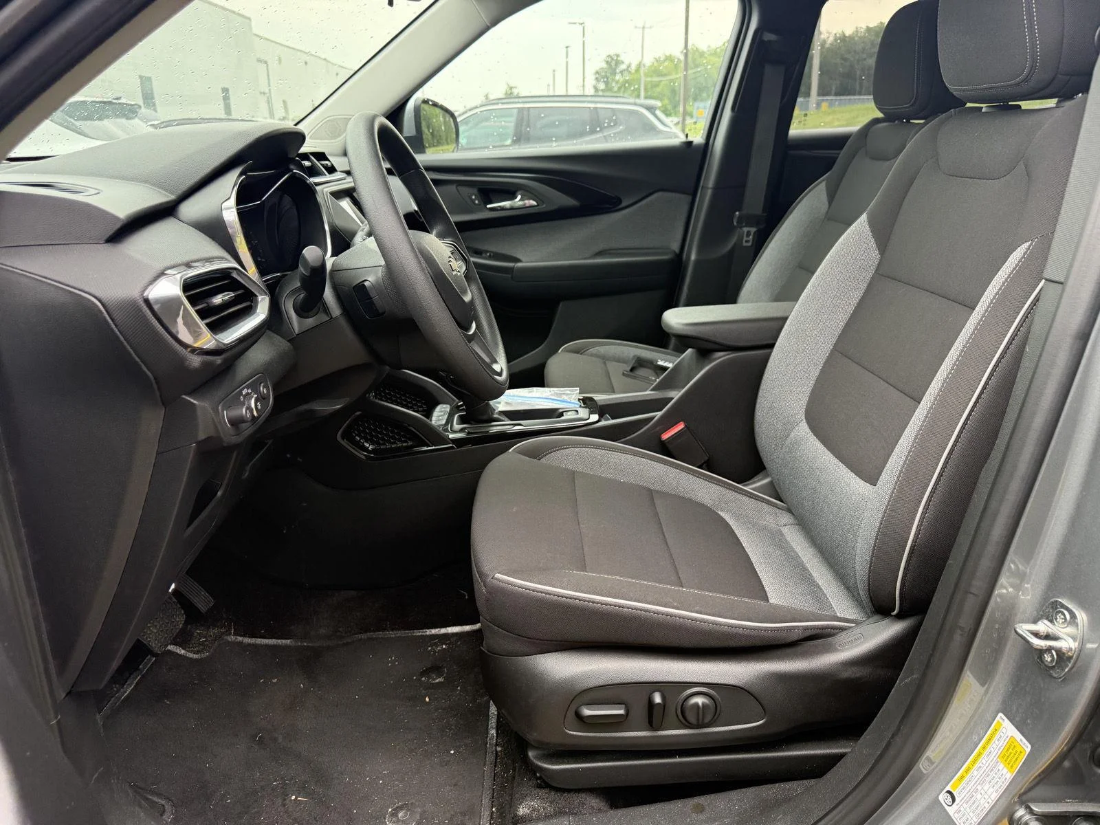 Used 2023 STERLING GRAY METALLIC Chevrolet LT image 14