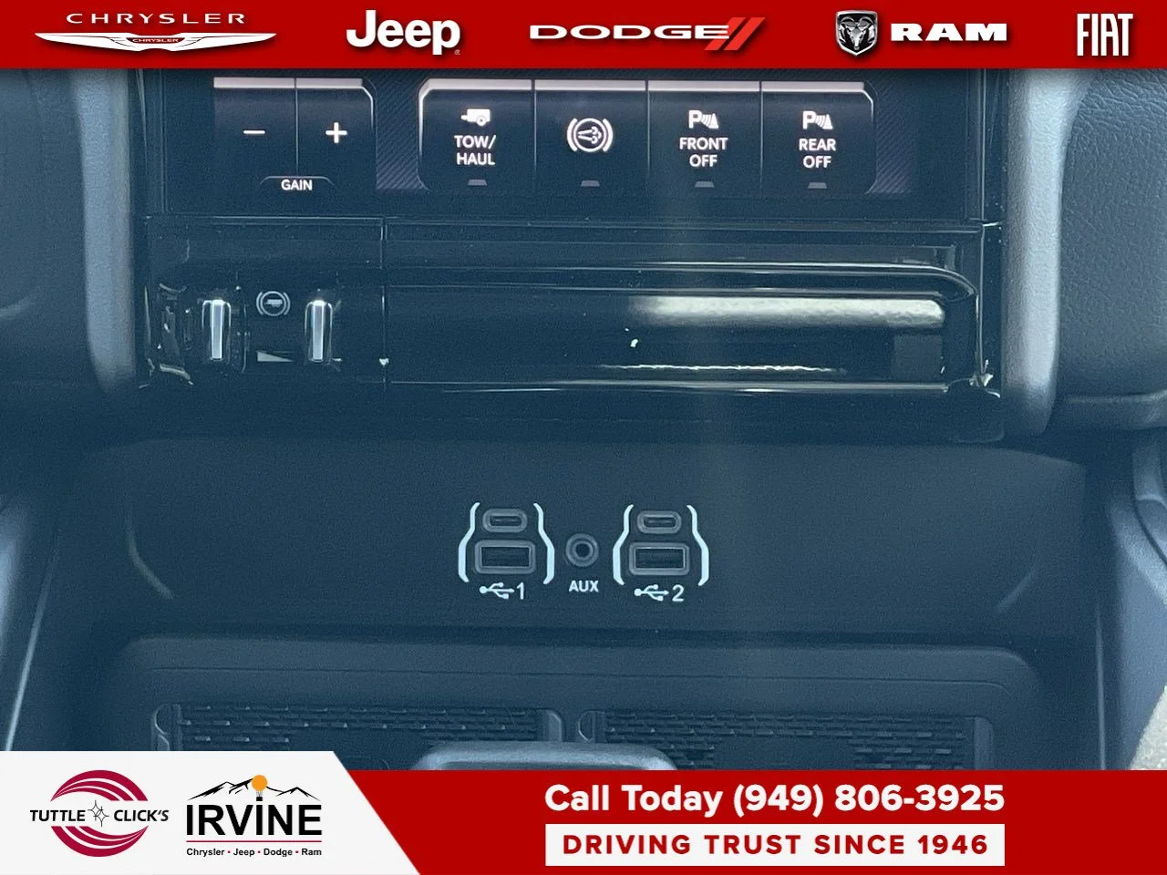 New 2026 Bright White Clear-Coat Exterior Paint RAM Laramie image 19