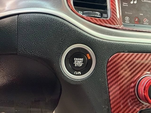 Used 2022 Torred Clearcoat Dodge SXT image 20