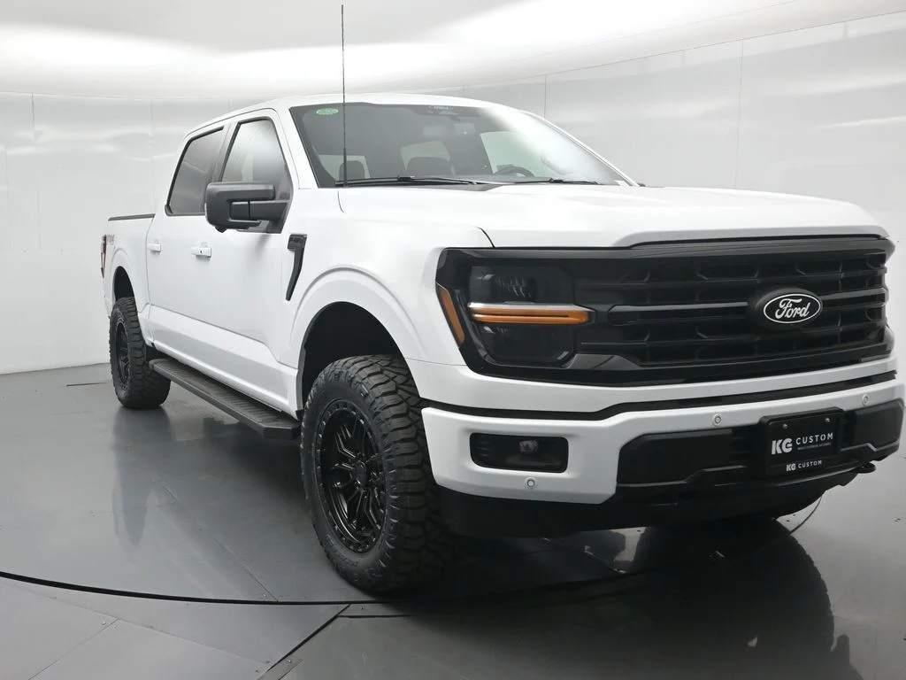 New 2026 Oxford White Ford XLT image 54