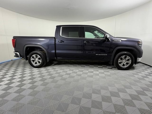 Certified Used 2022 TITANIUM RUSH METALLIC GMC SLE image 8